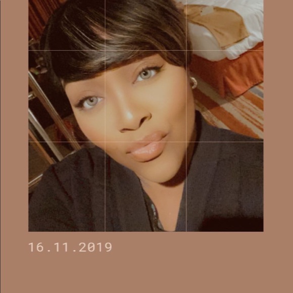 Meet your Posher, Alicia - Picture 3 of 3